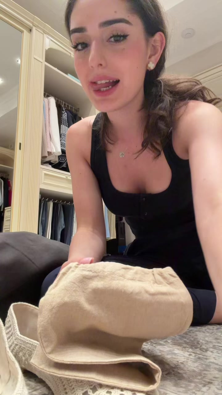@Есенечка