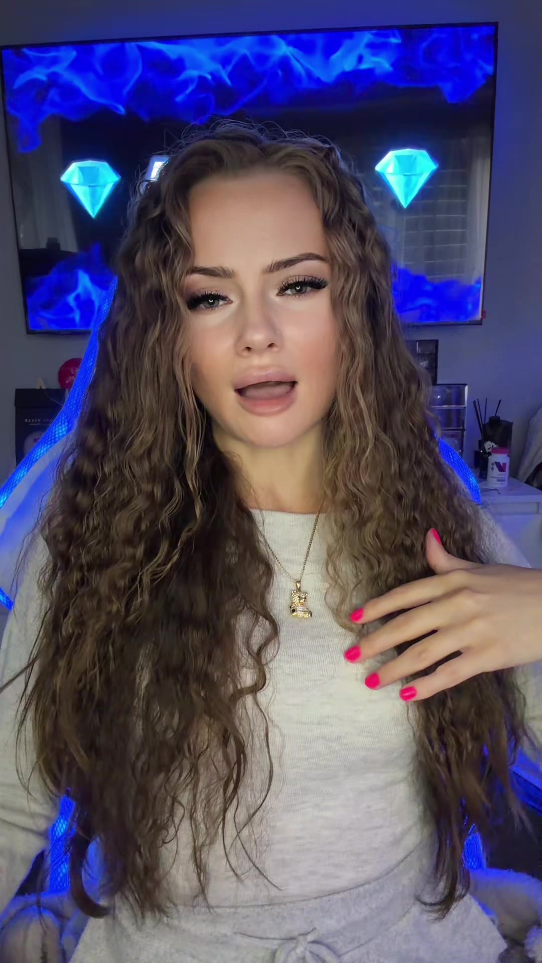 @💎🄰🄽🄶🄴🄻💎