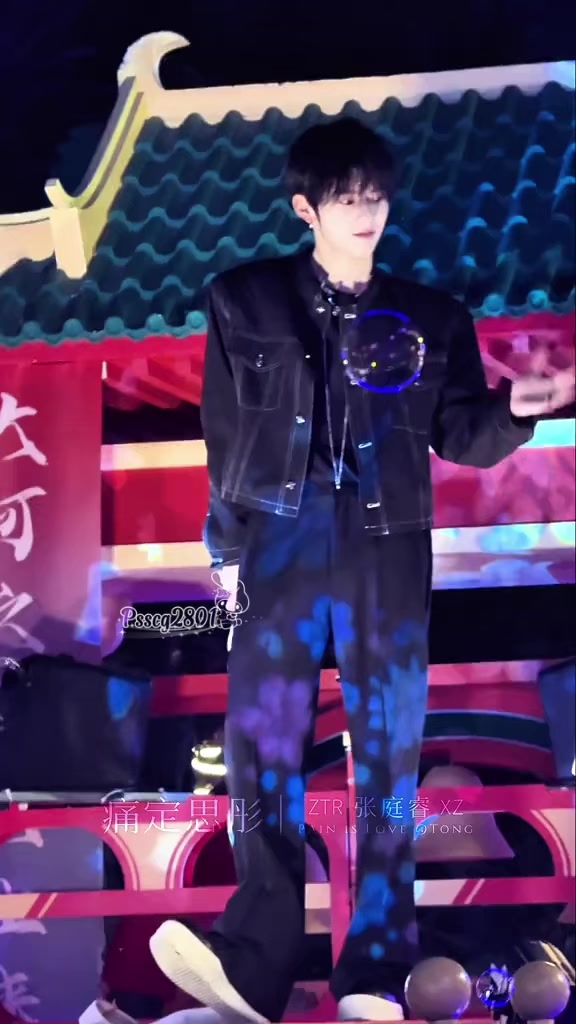 @𝖯𝗌𝗌𝖼𝗀𝟤𝟪𝟢𝟣 🧏🏻&zwj;♂️