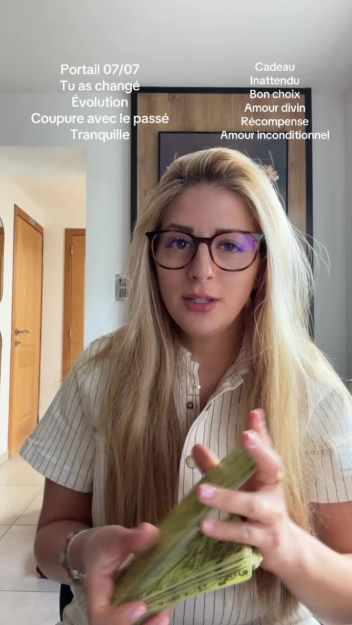 @divinationbydividi