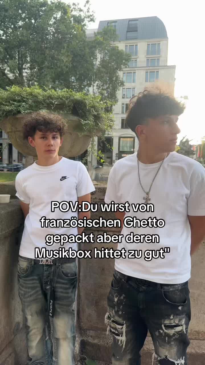 @AyanXBojanXErick