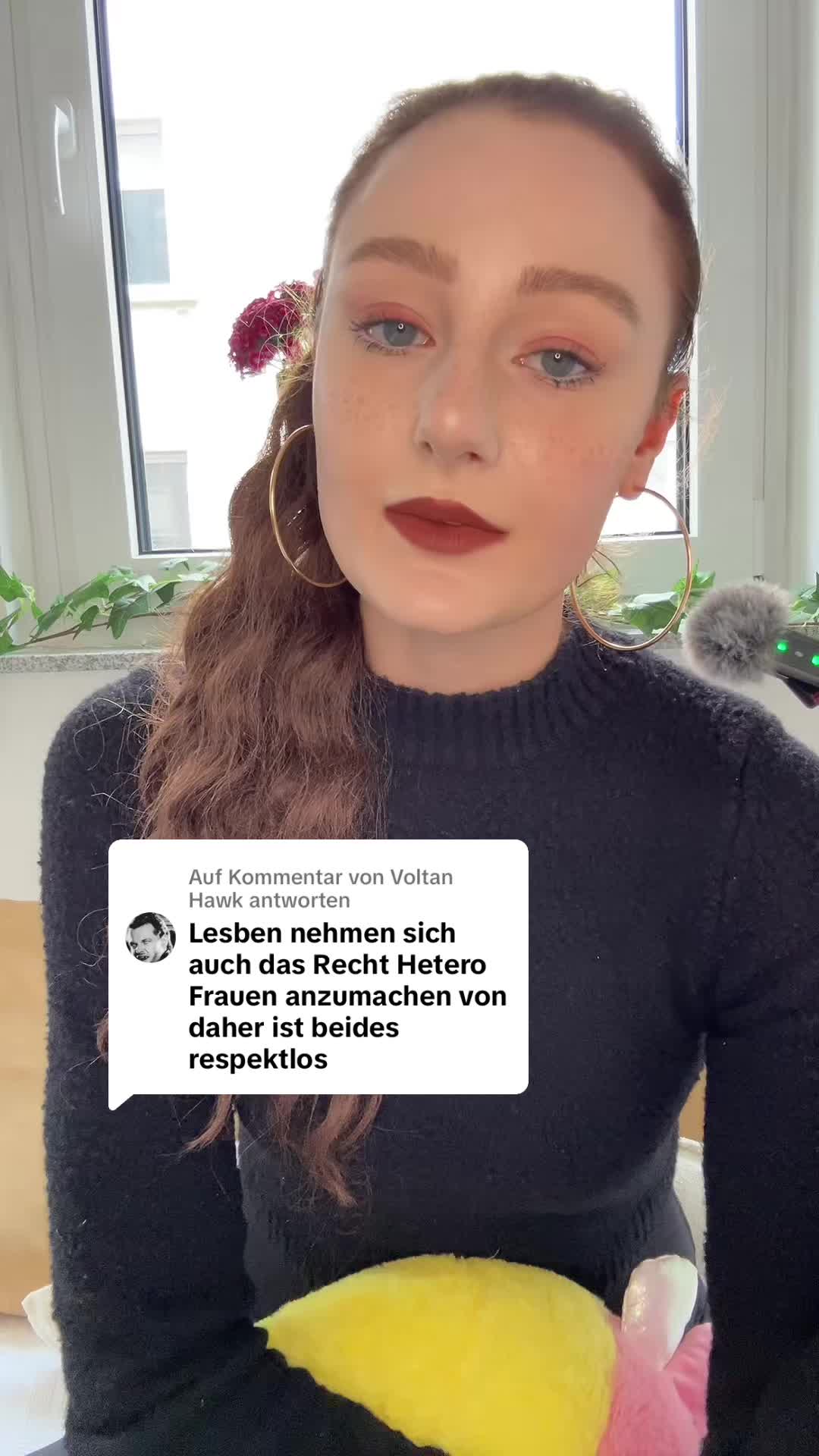@Sophiangl