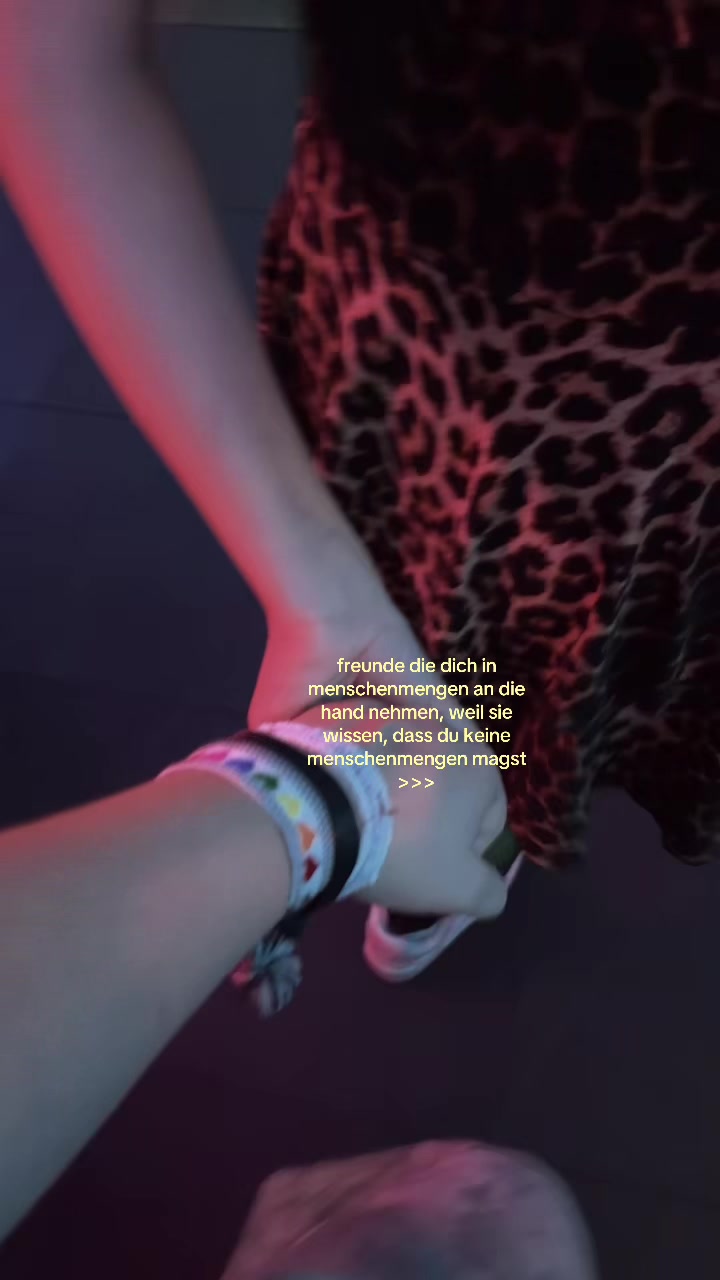 @fifi ⚢ ⭐️ (billie’s version)