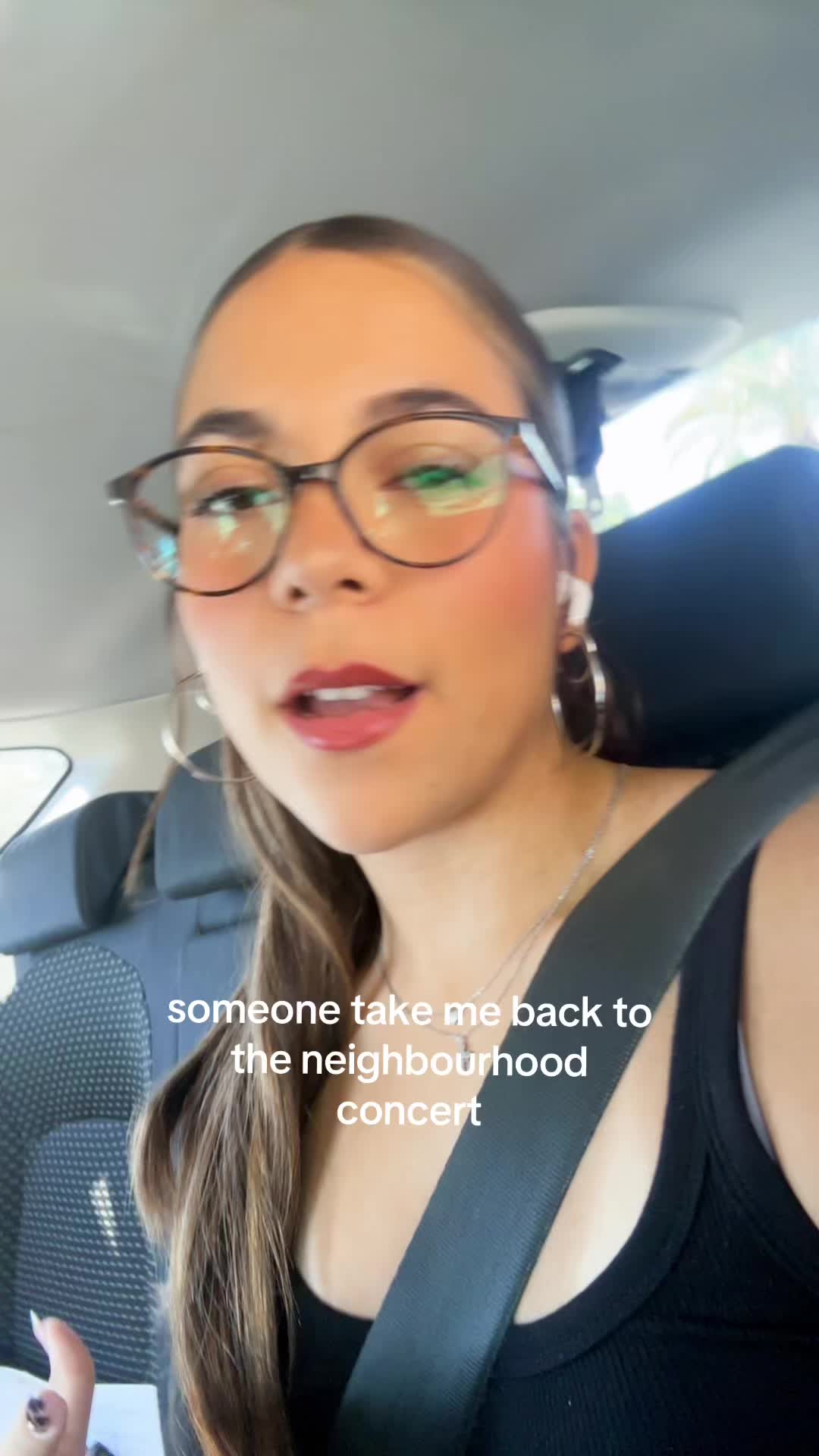 @Larinha