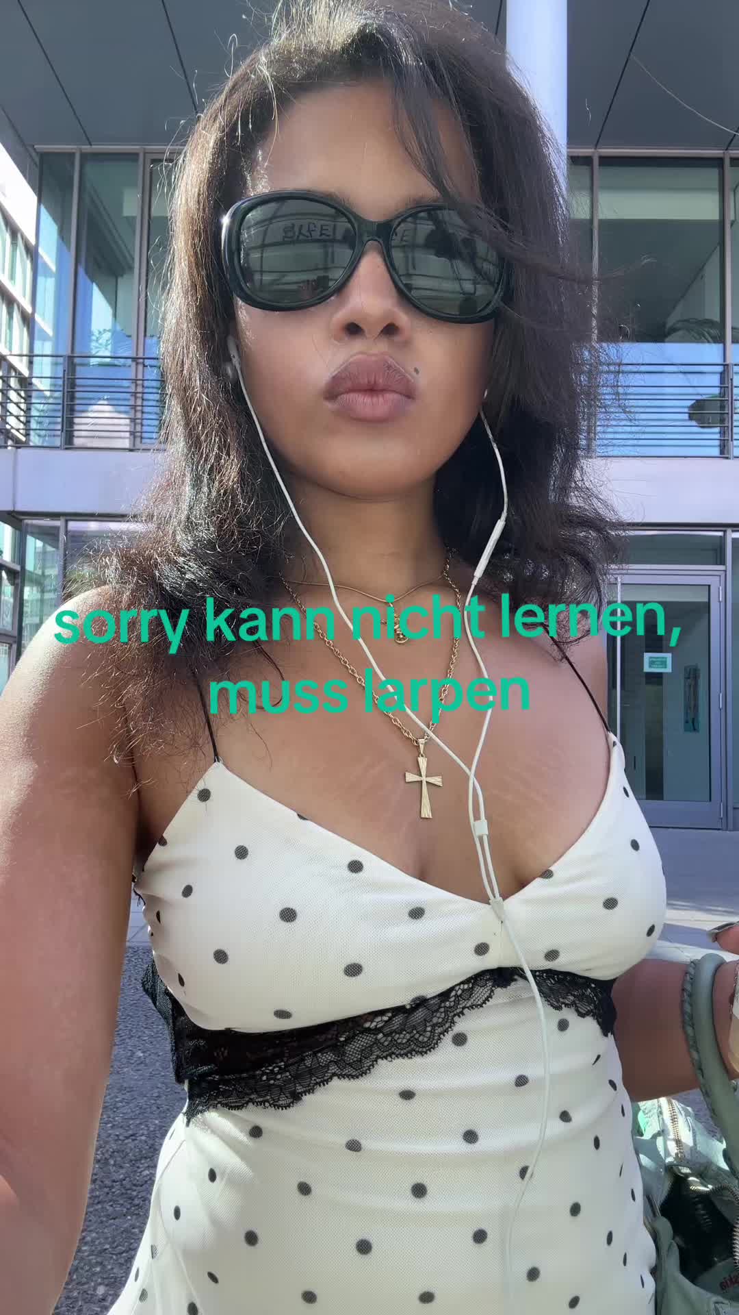 @mysteriousbaddie_123