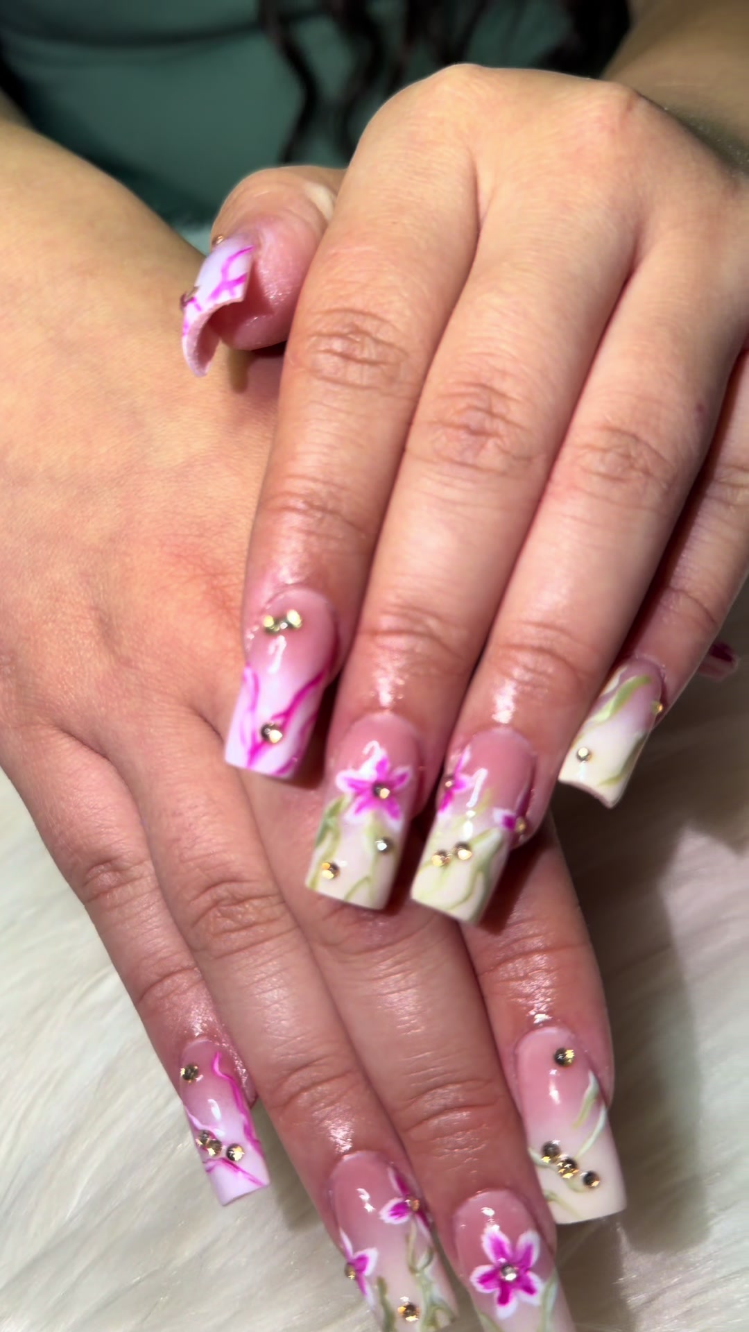 @Nails by Mad’s