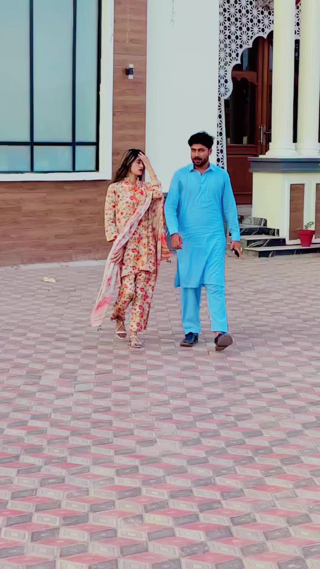 @👑عزیر~Pathan🤍🌼
