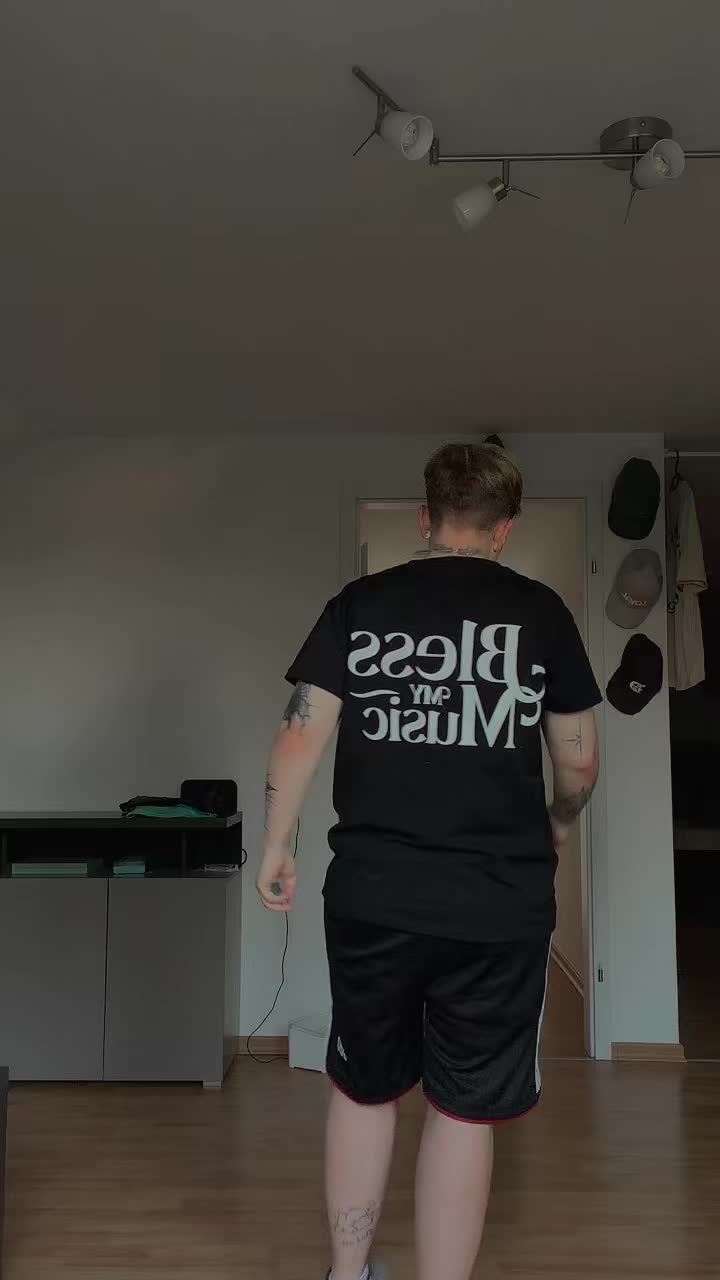 @๐