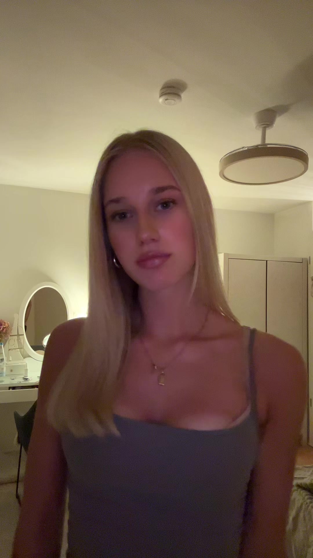 @emmaꨄ