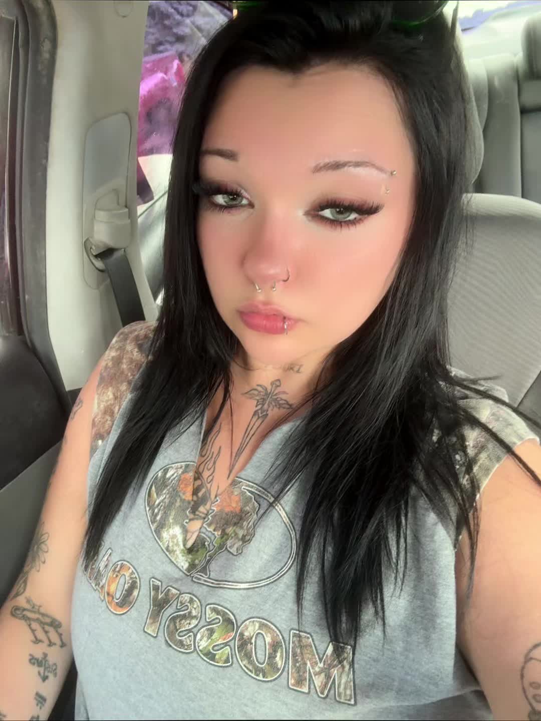 @urfaveemogf