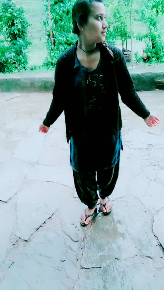 @Pahadi chorii😘😘
