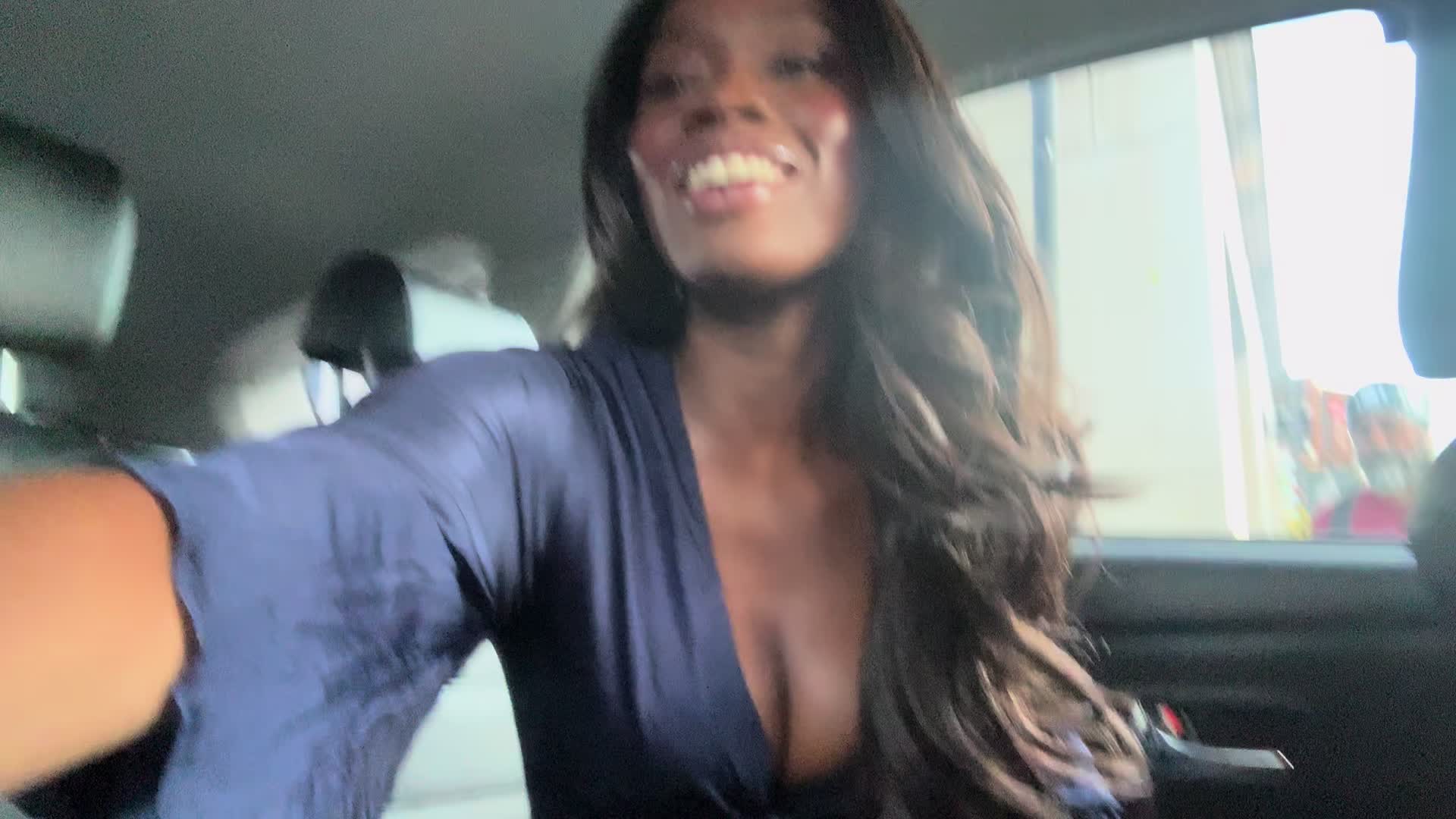 @Ami_jolieee