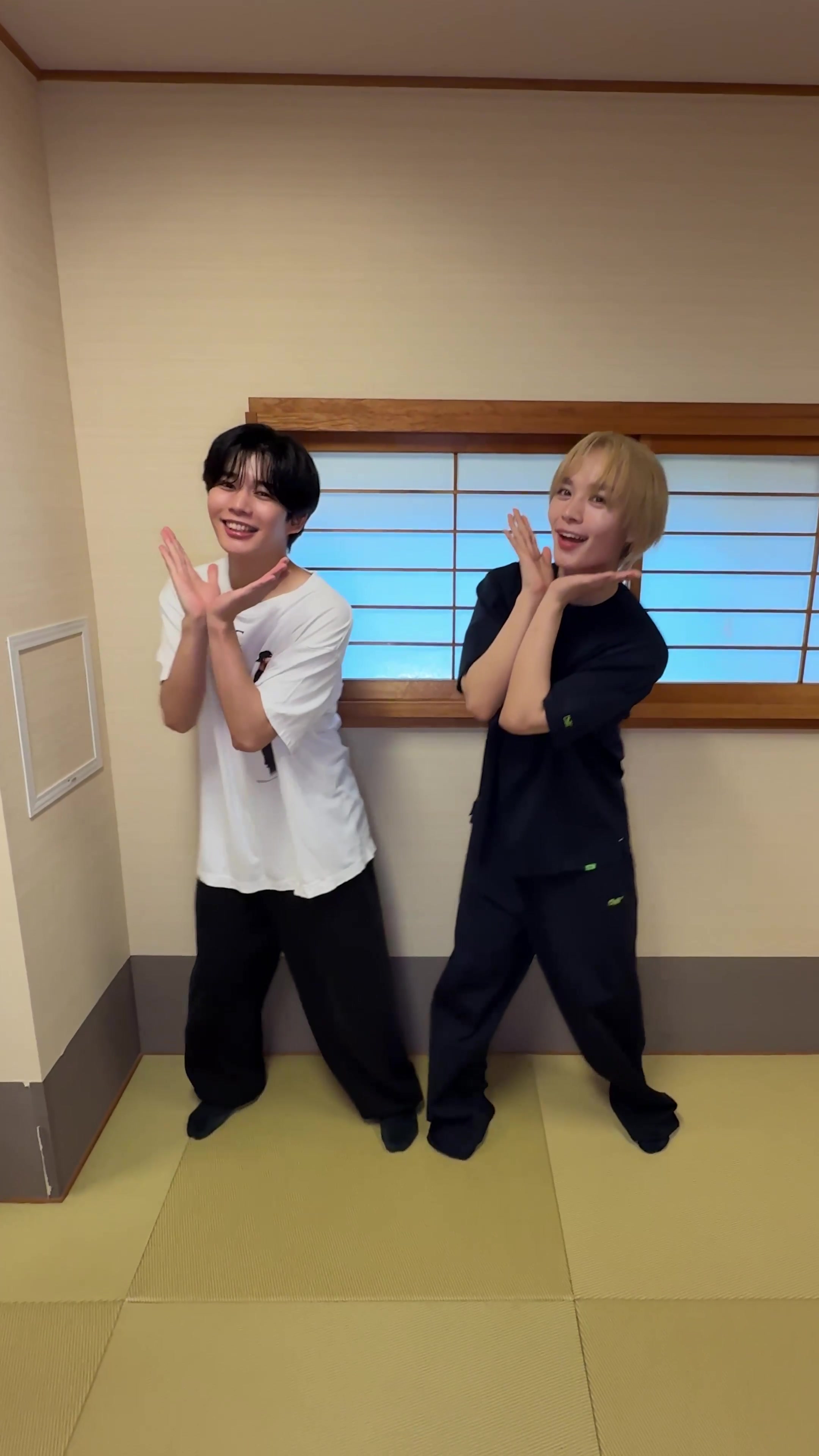 @なにわ男子 / Storm Labels