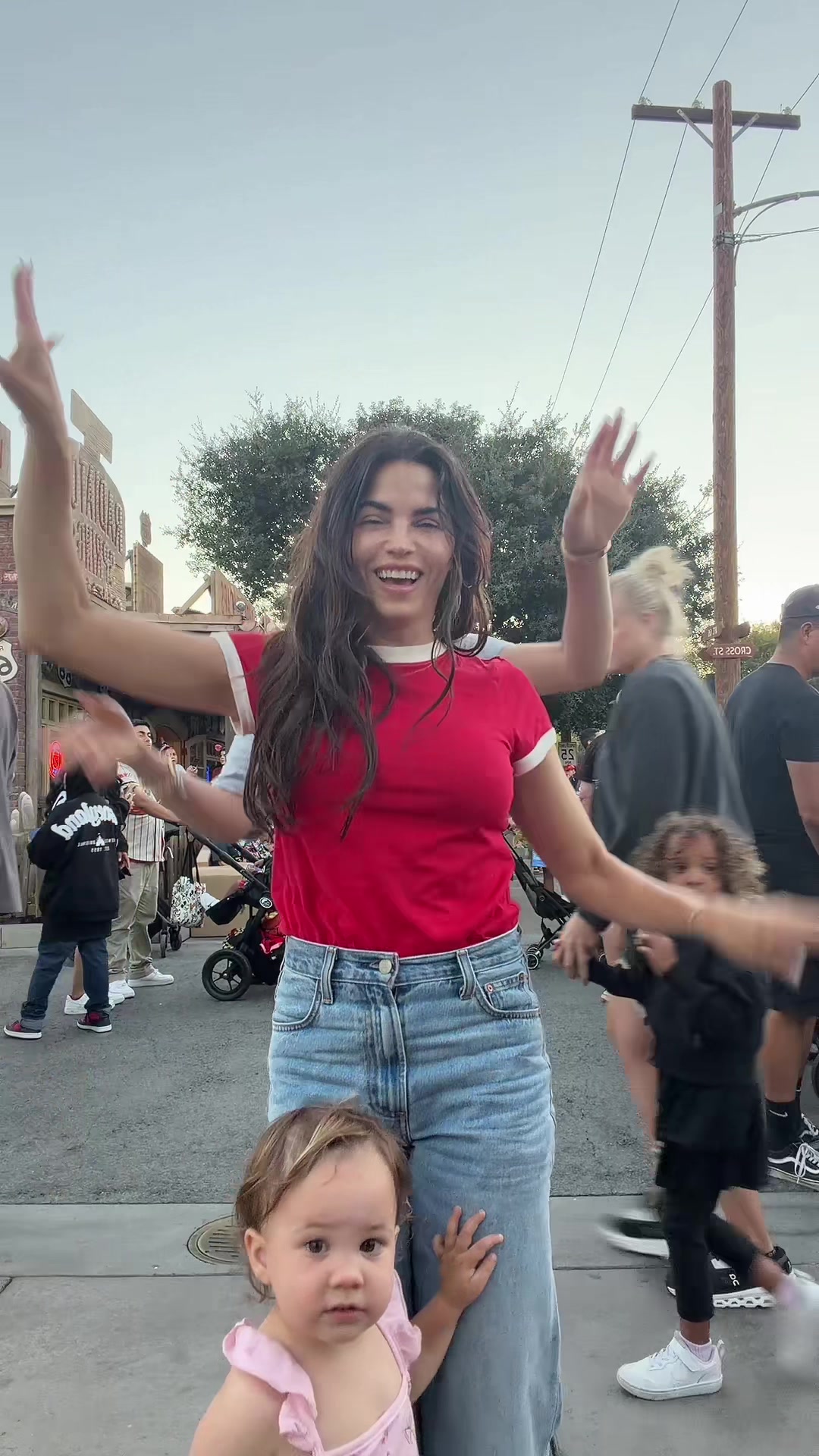 @Jenna Dewan