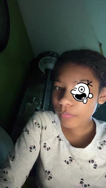 @Riri Tyraneh Urrutia