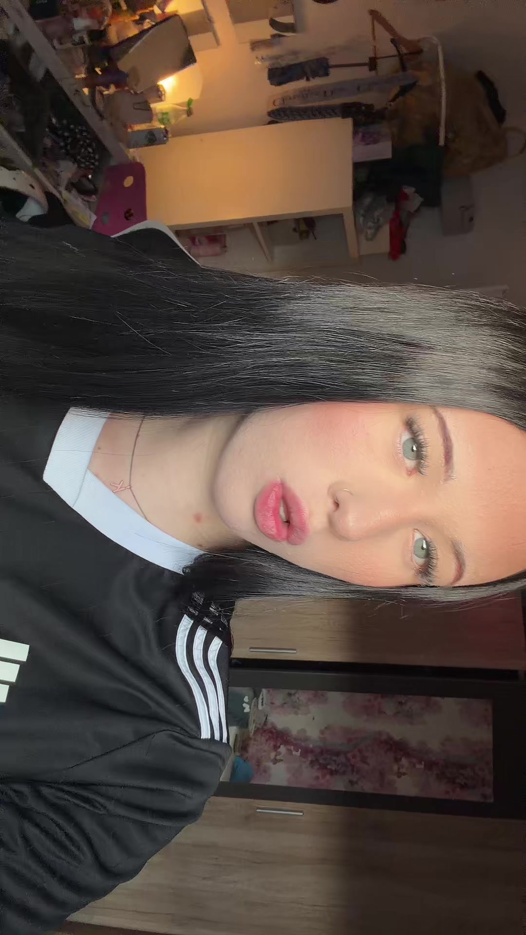 @zoexccc875x