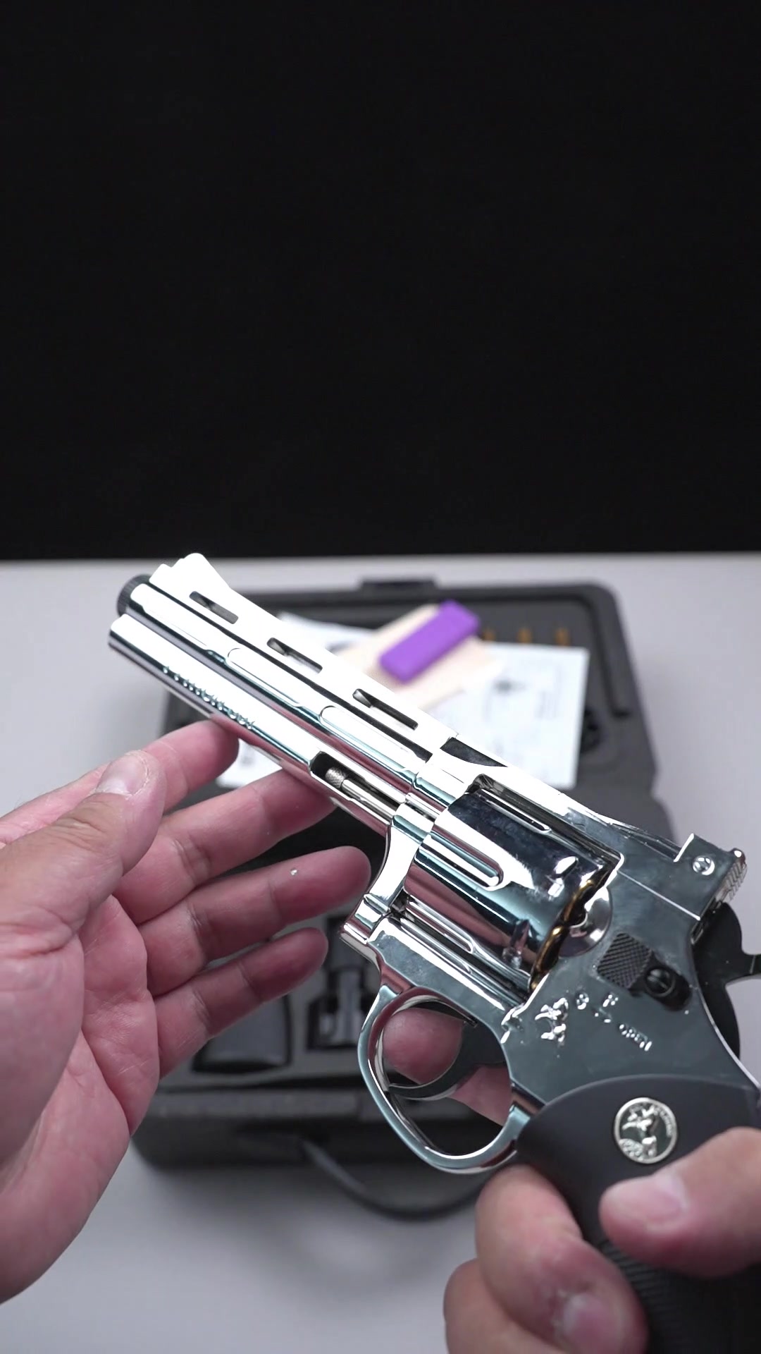 @akagtoy.com