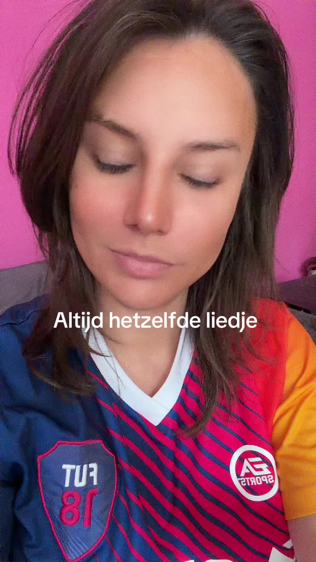 @Elkesangels