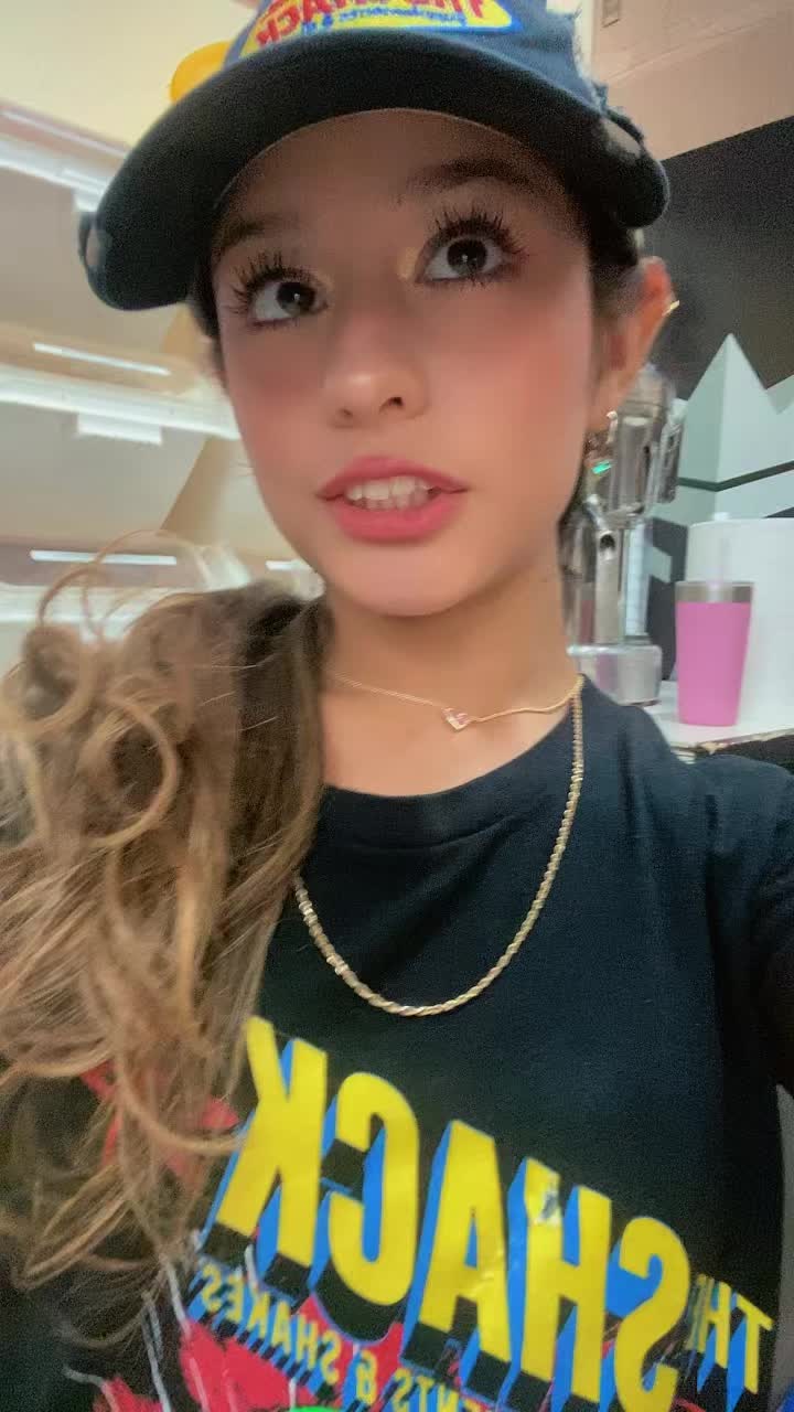 @Emily🌻💛💖