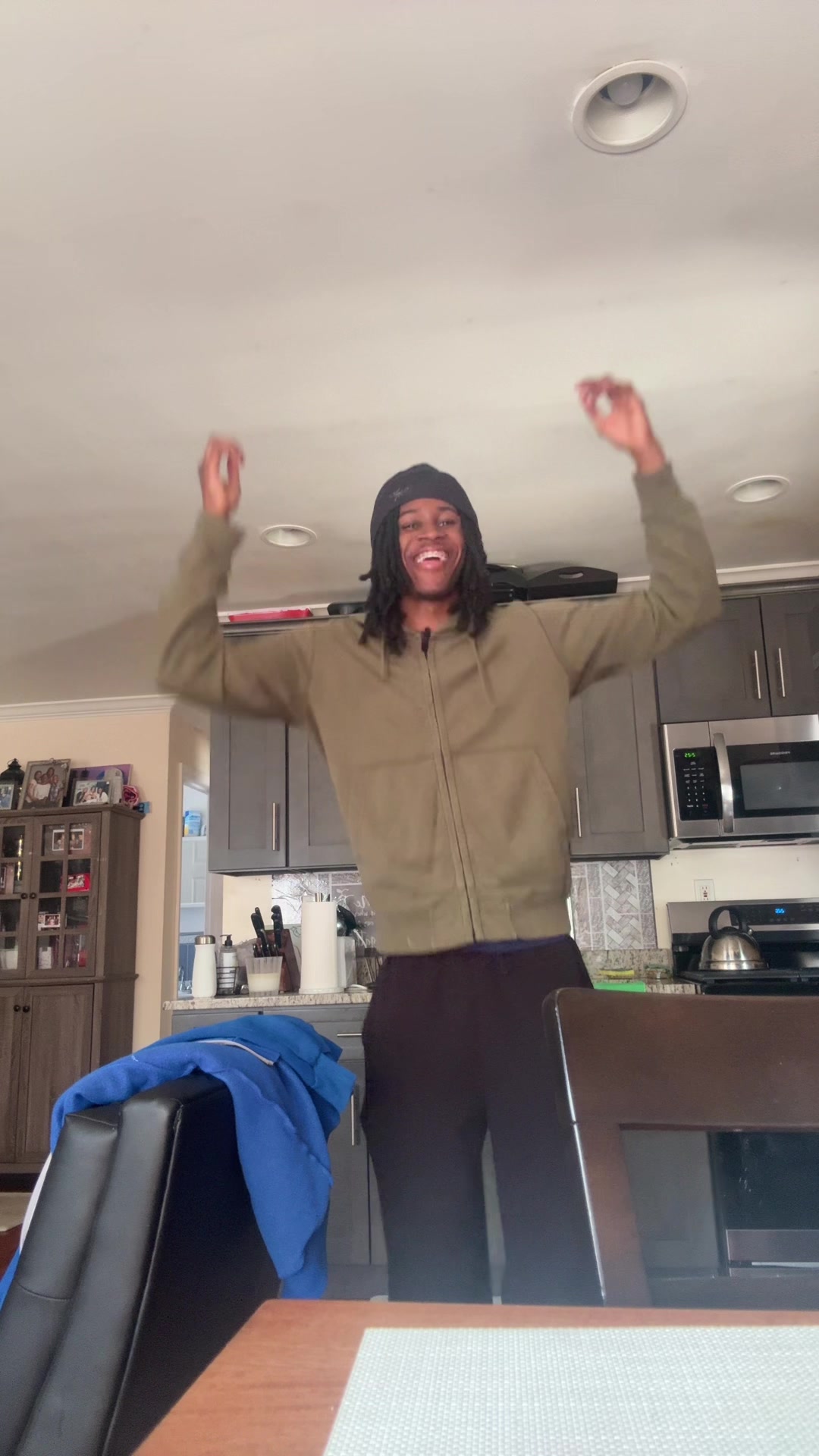 @jiggy_carl