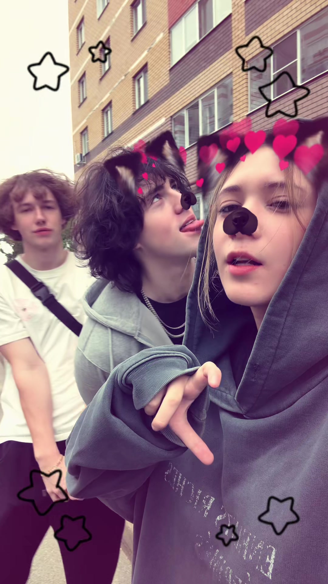 @молодой бездарь