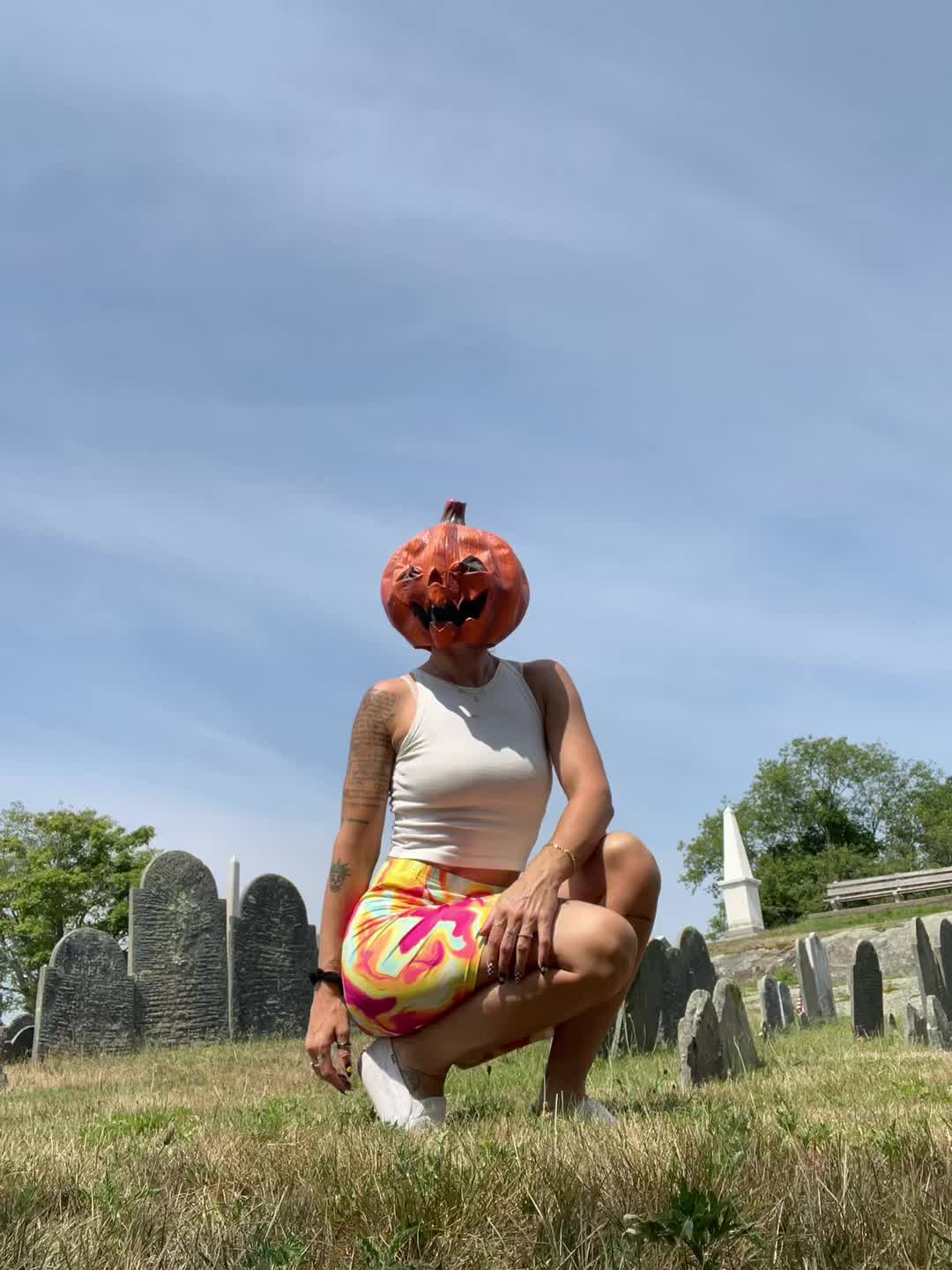 @Hexes & Horrors