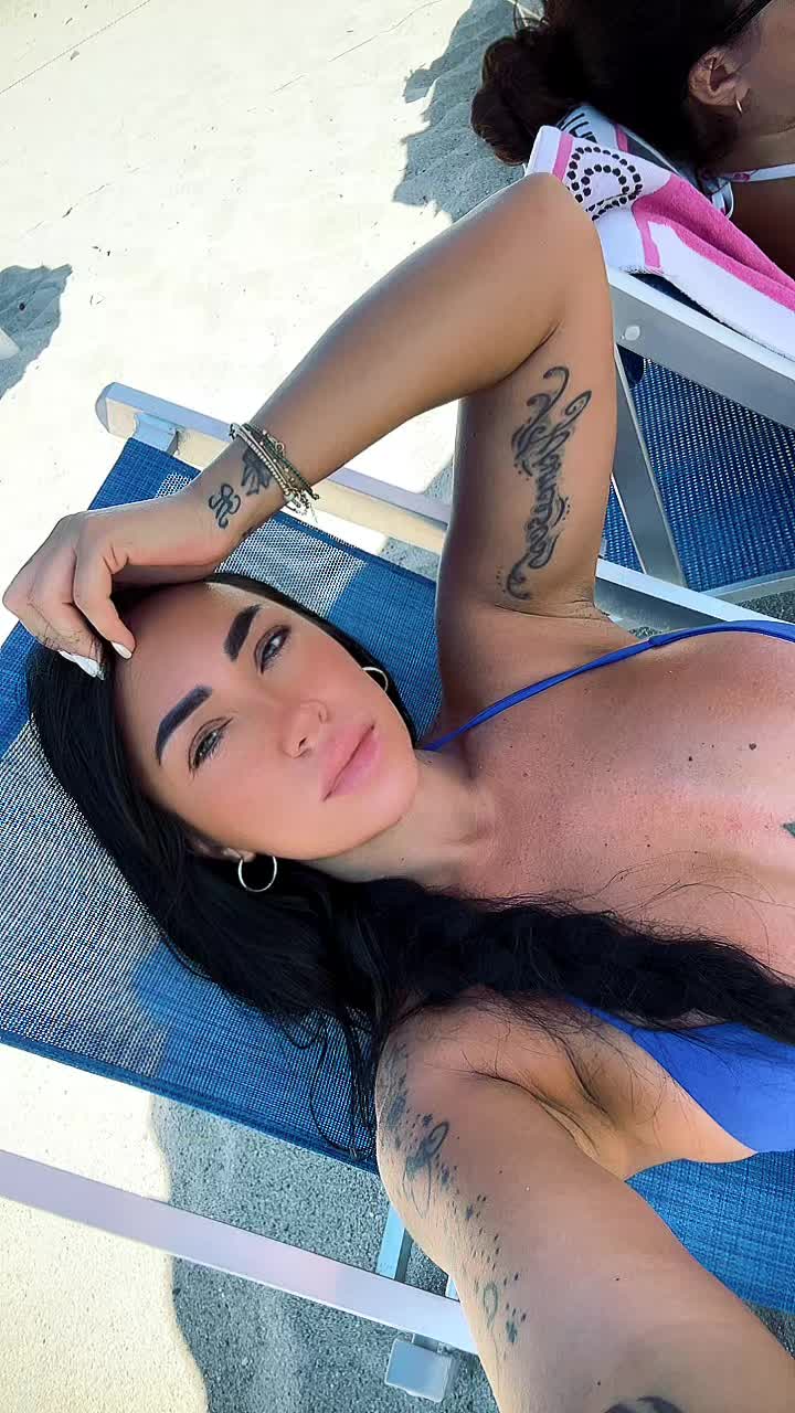 @🦋Nicoleta 🇷🇴