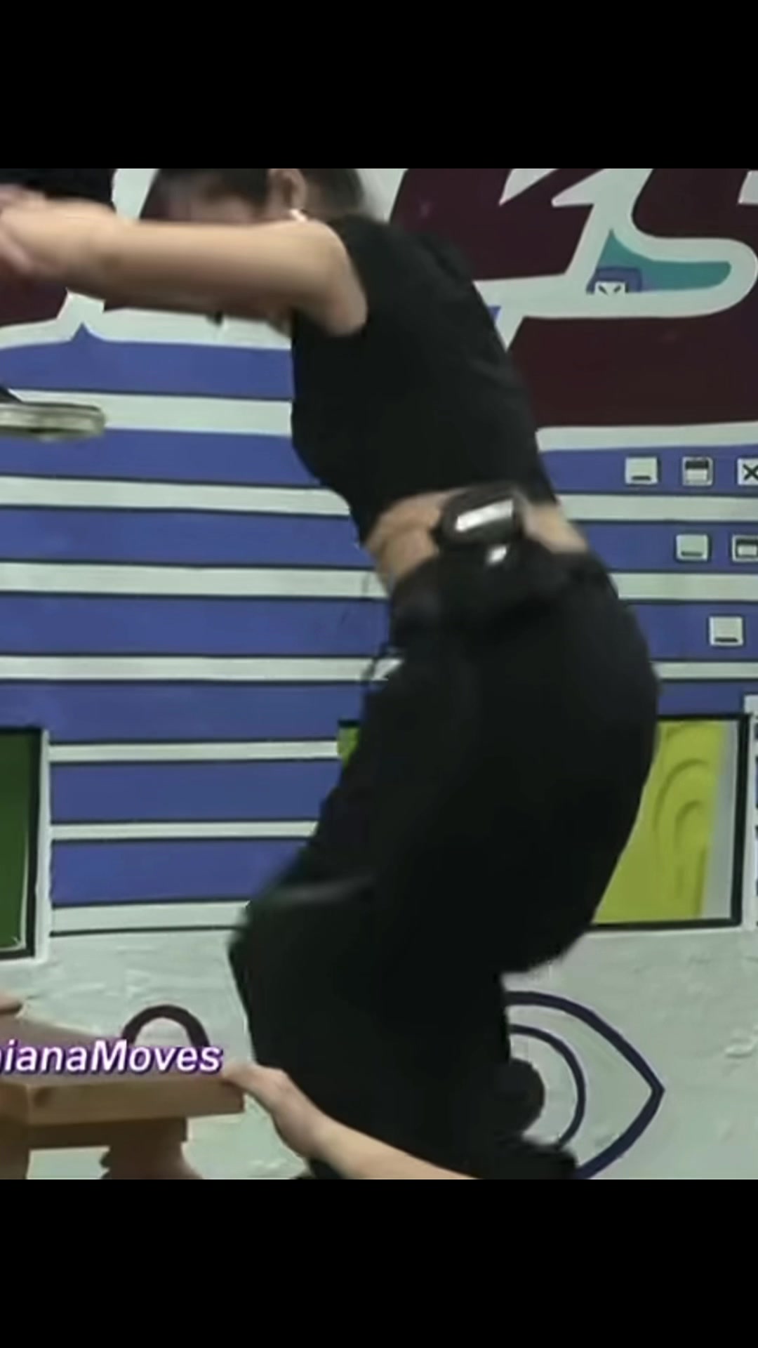 @_n!n