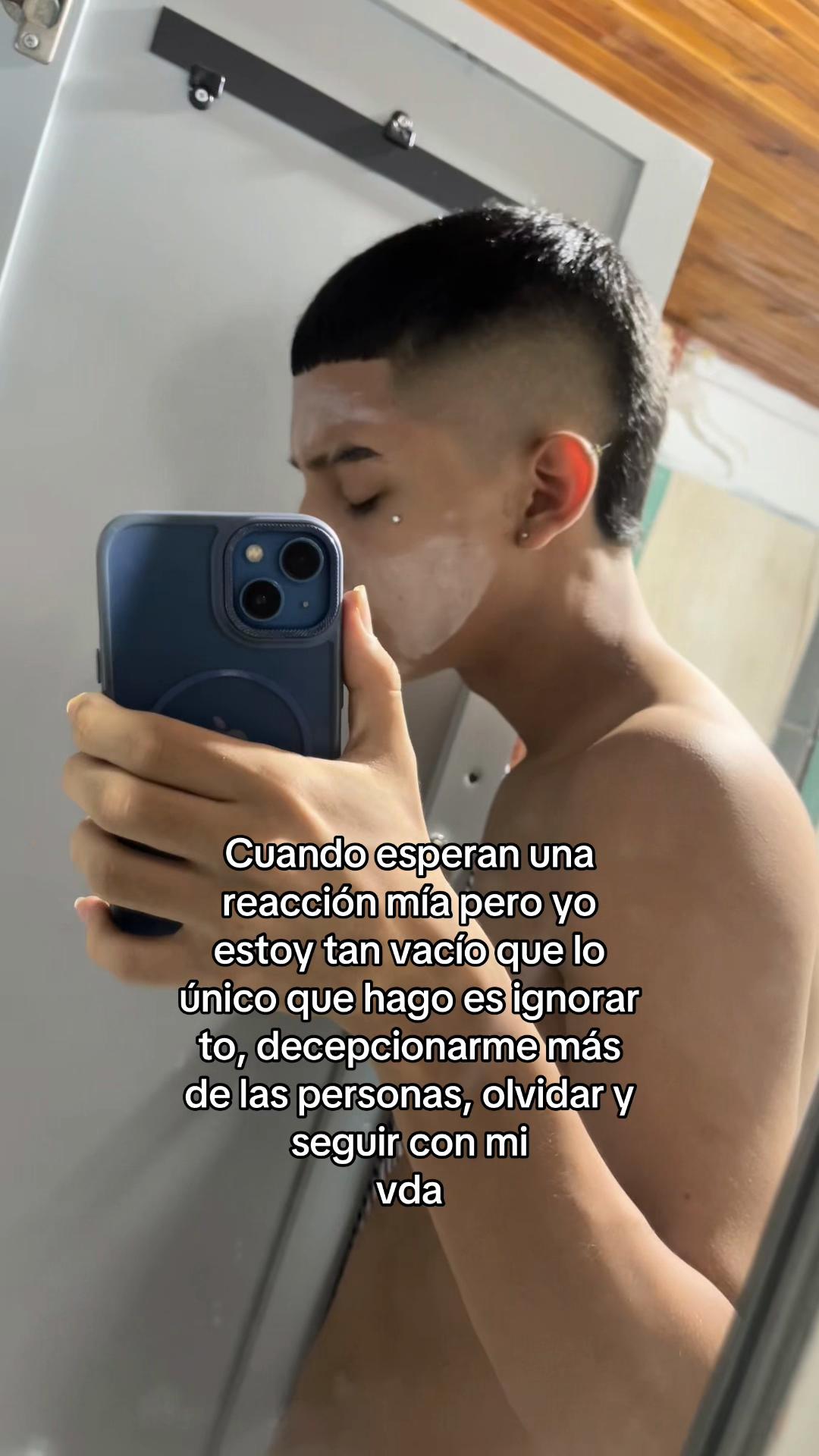 @𝐀𝐥𝐞𝐣𝐚𝐧𝐝𝐫𝐨🫅🏻