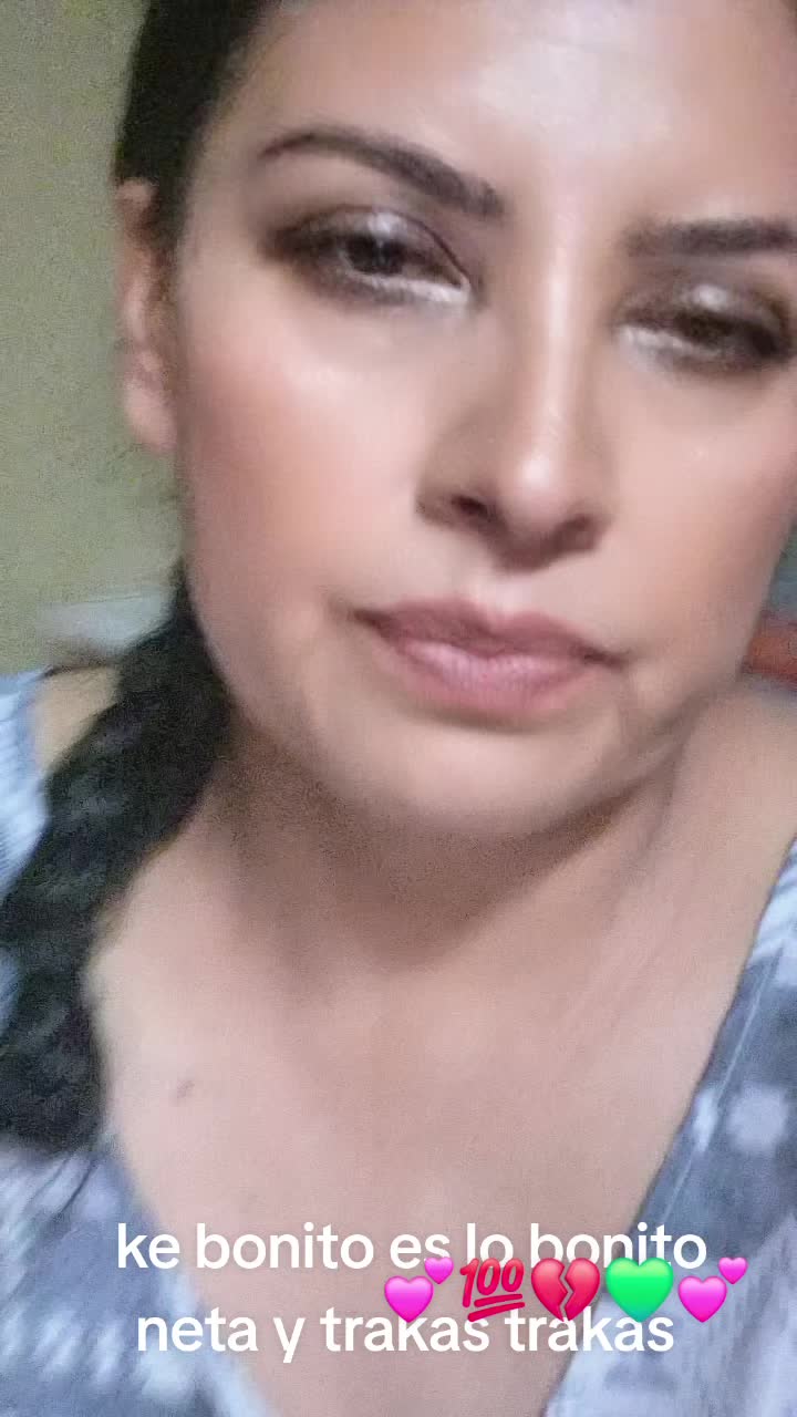 @María Elena