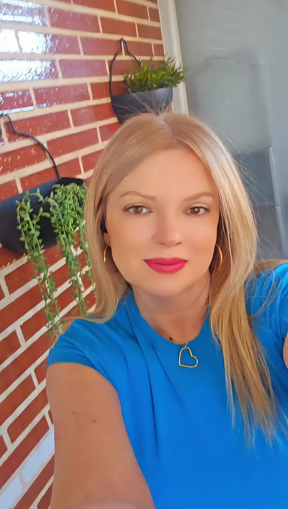 @Mirela Soare