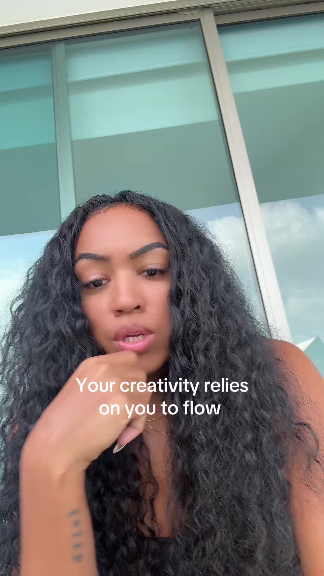 @itschrysten