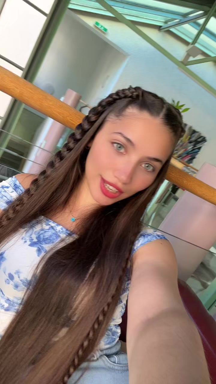 @Ferdanem._