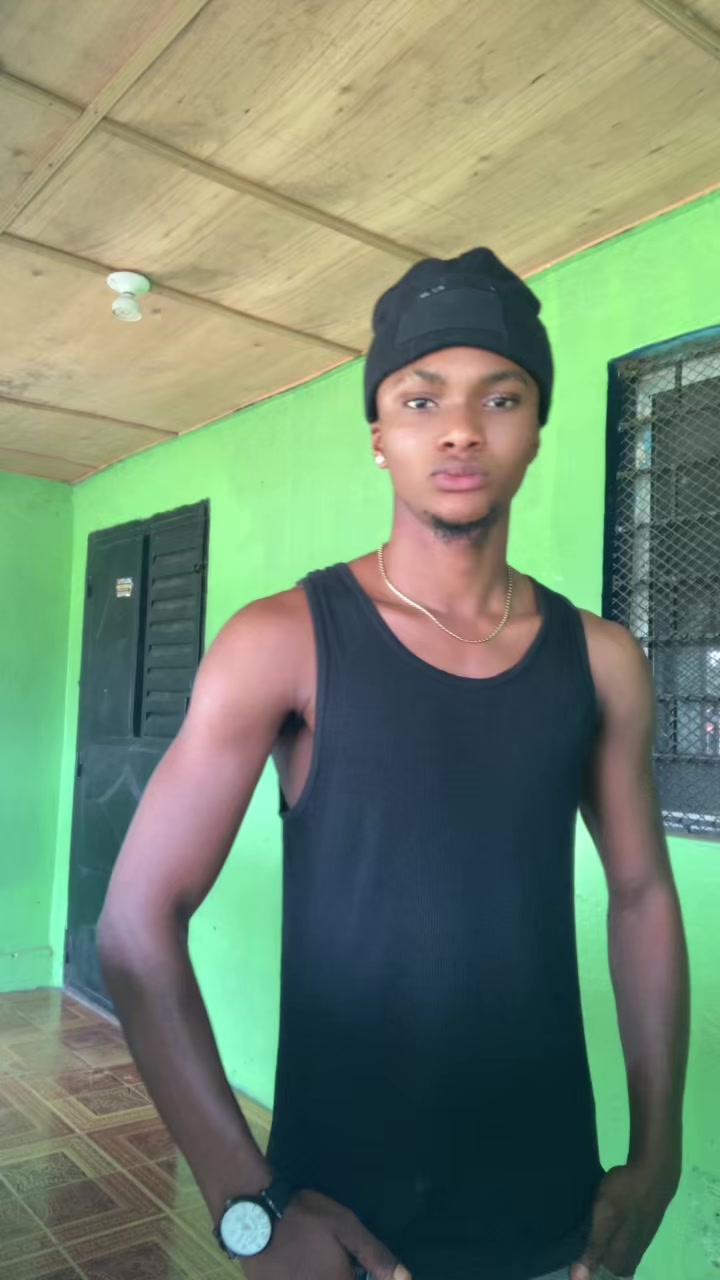 @Call me-Man-Boi 🦅💯🇬🇳 🇱🇷