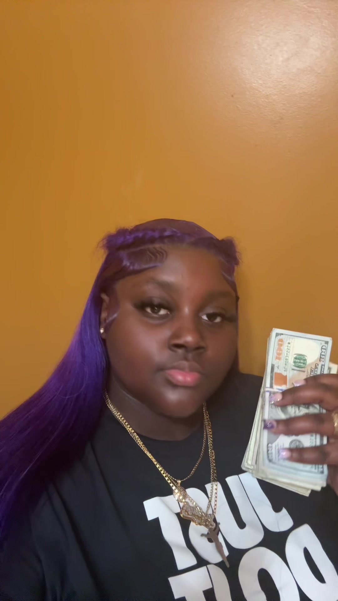 @flyshionlyyyy
