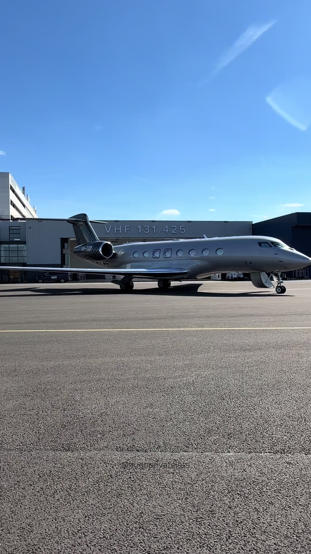 @hugoprivatejets