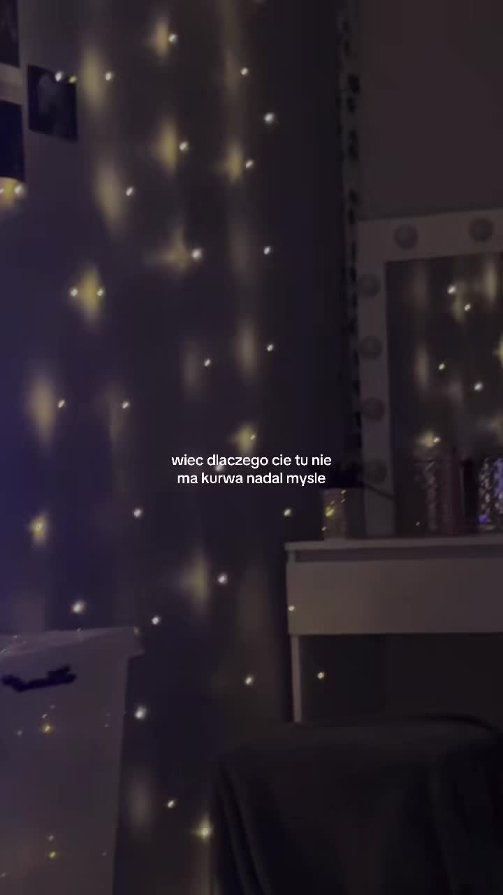 @★
