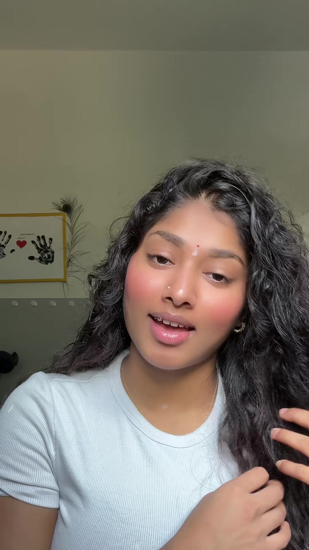 @sanuja(^•.•^)