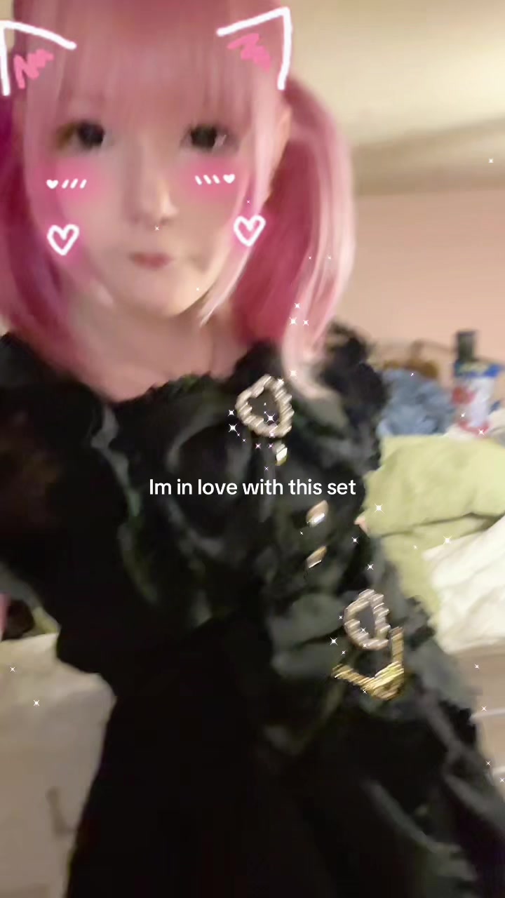 @(▀▀̮▀) Me:
