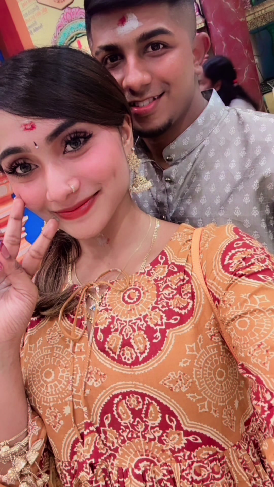@Poovaa06