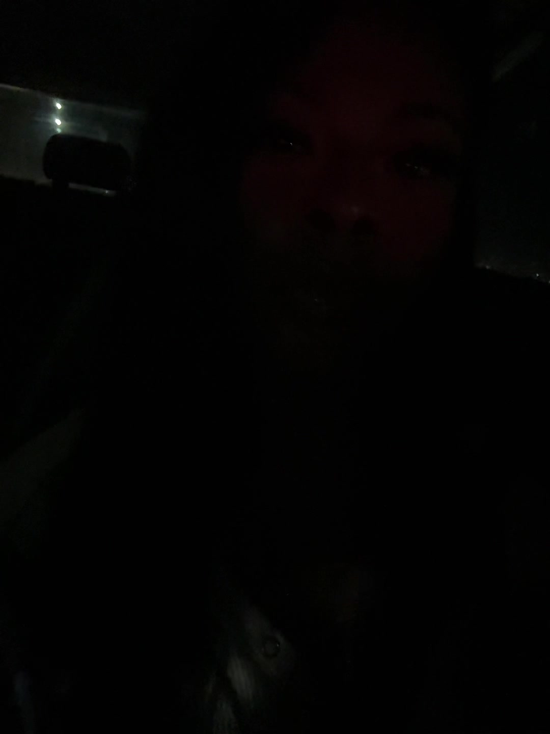 @adriannamoniqu