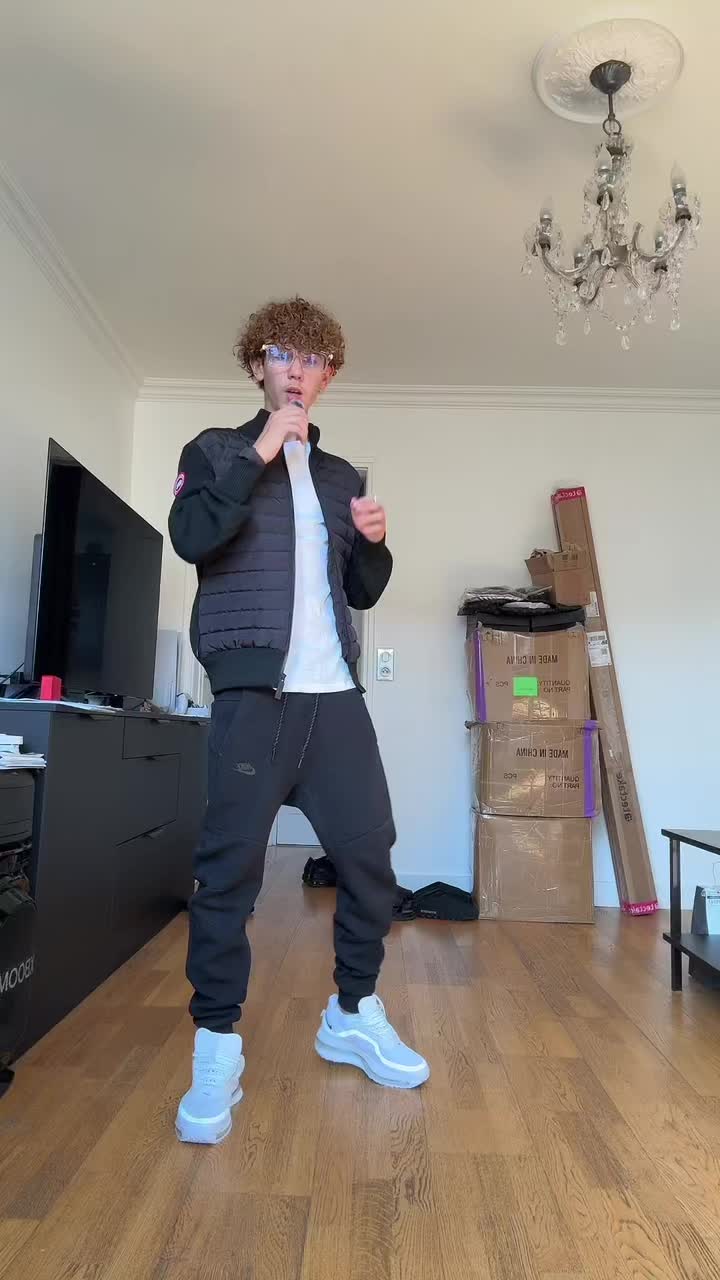 @JOJO 📦