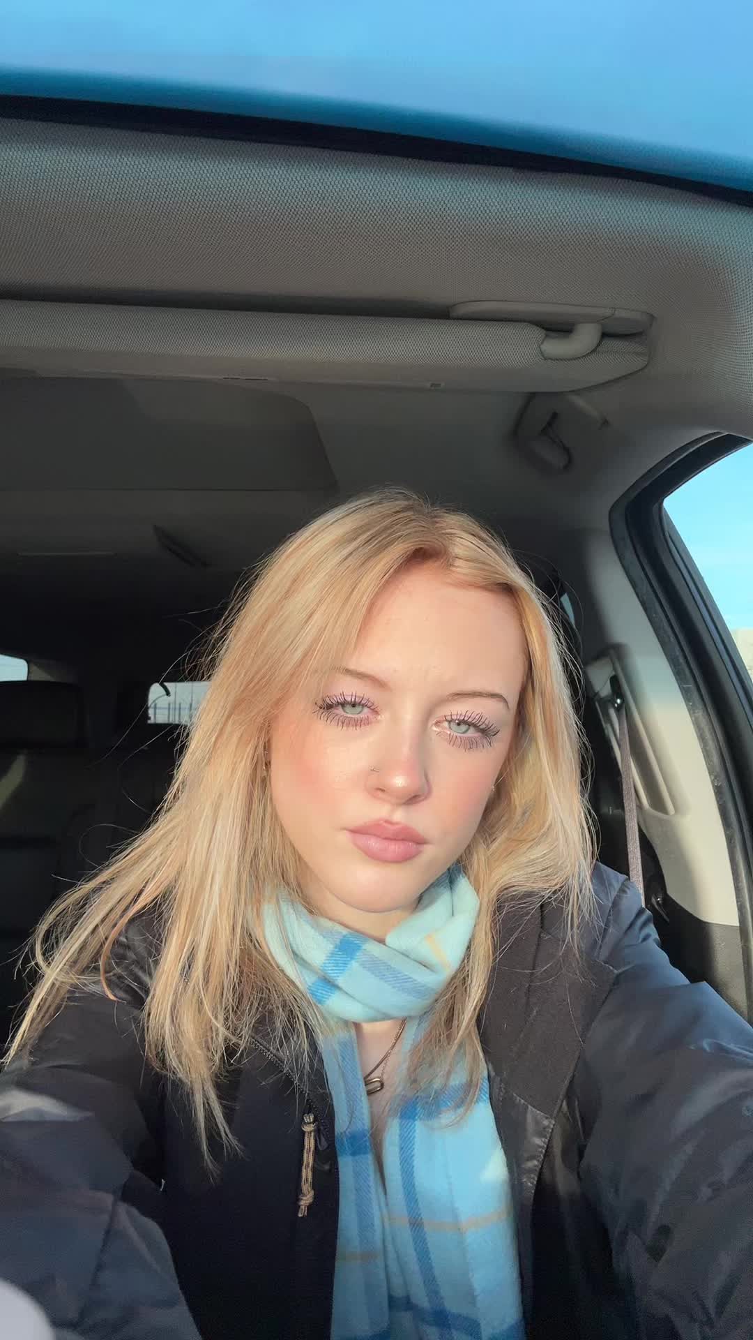 @liliana ୨୧