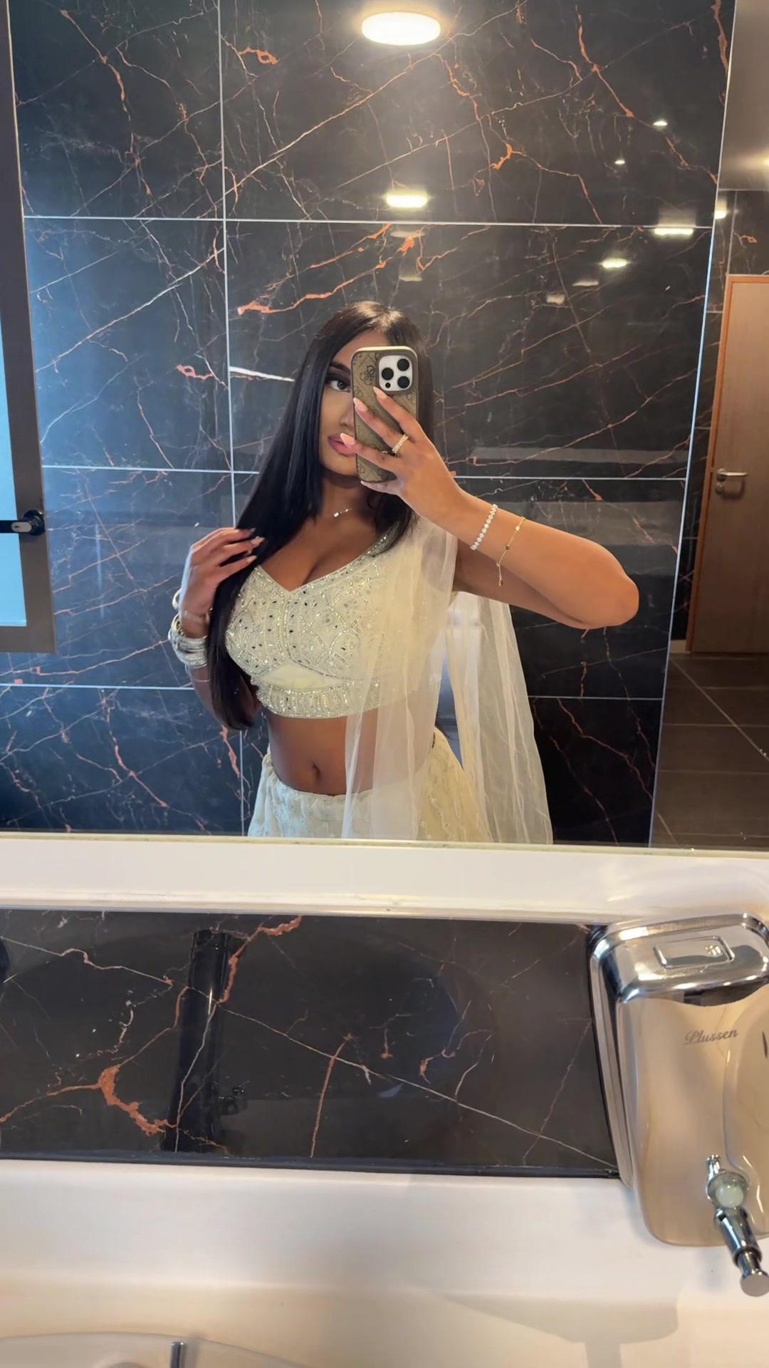 @M.ky03