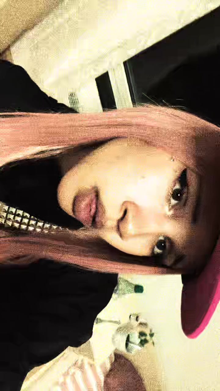 @Alena𒉭