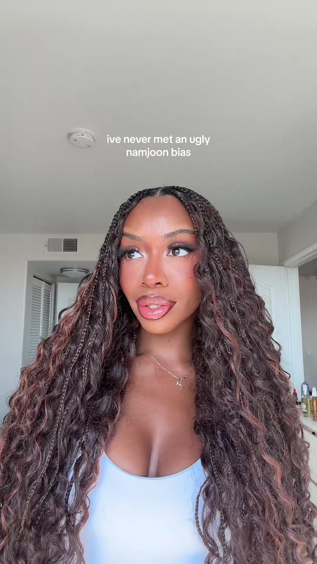@Toria Lynaee