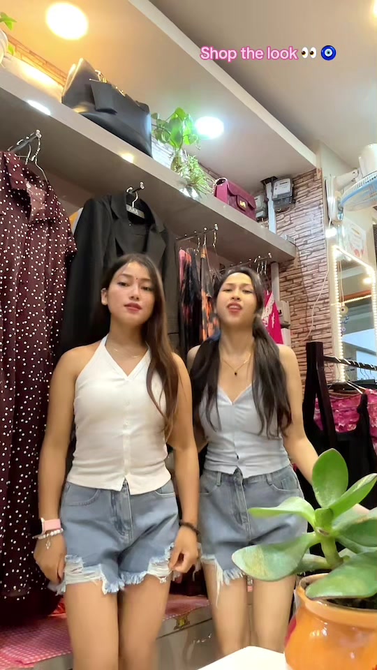 @Sista Wears ❤️