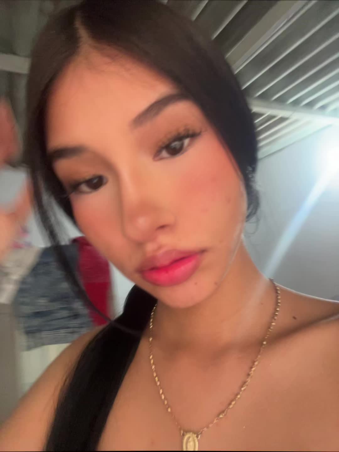 @Ari_28