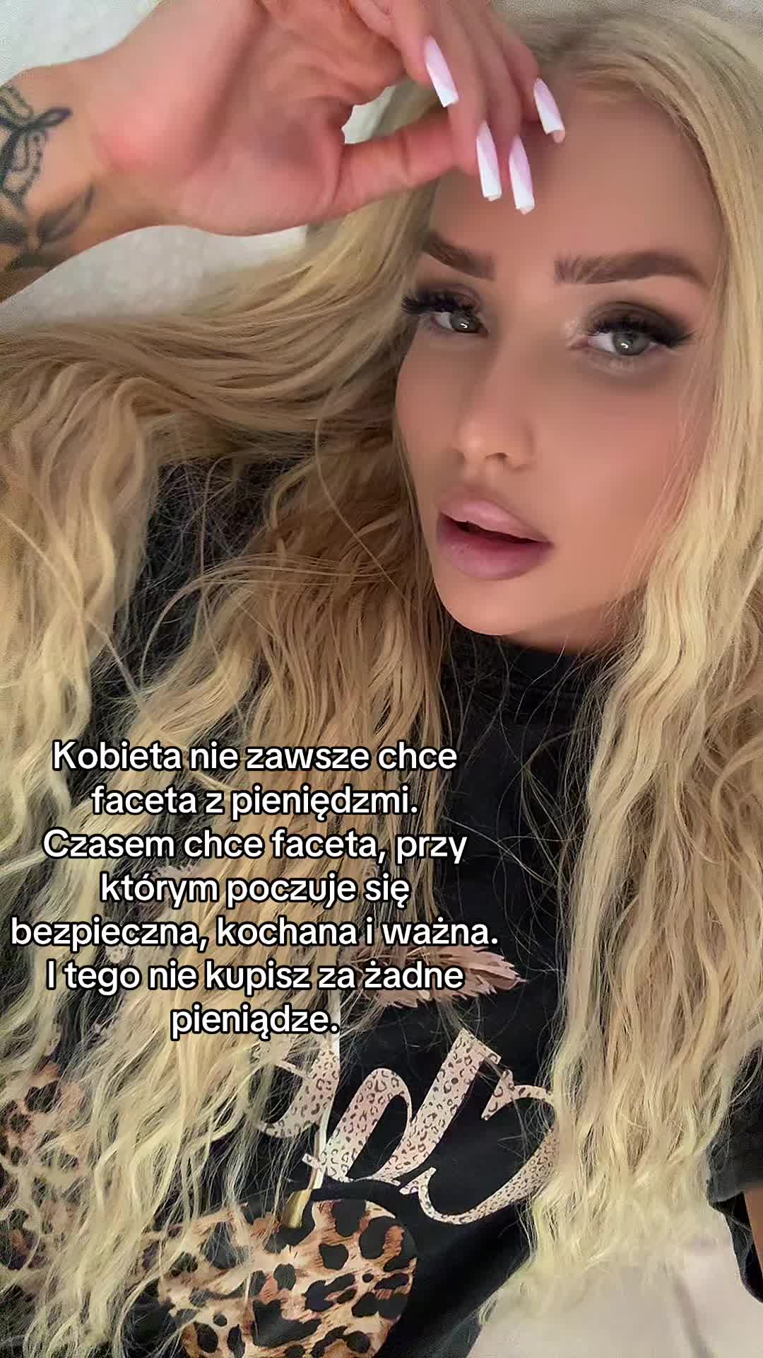 @RitaTheBlonde