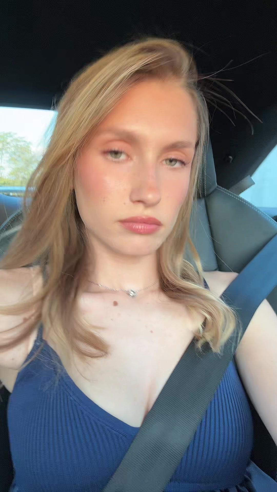 @Enoraa